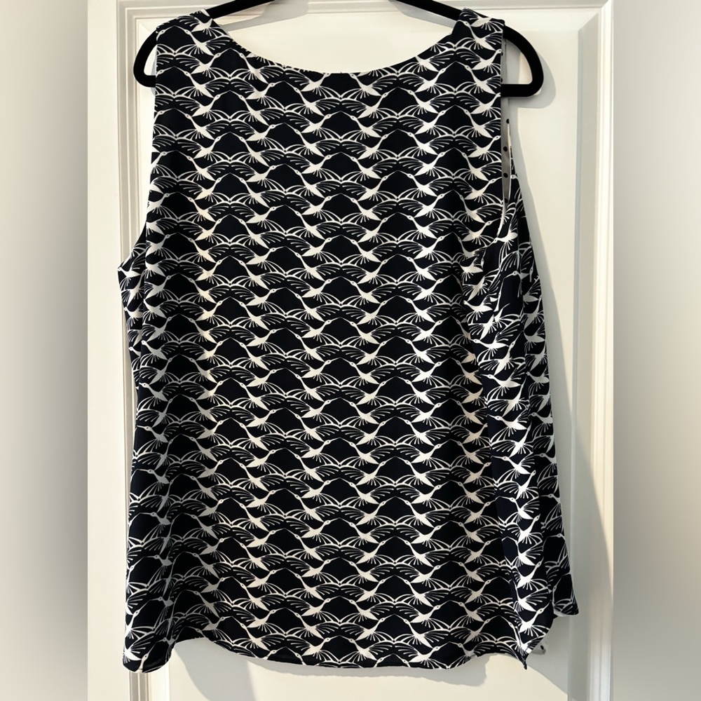 Chicos reversible tank size 3